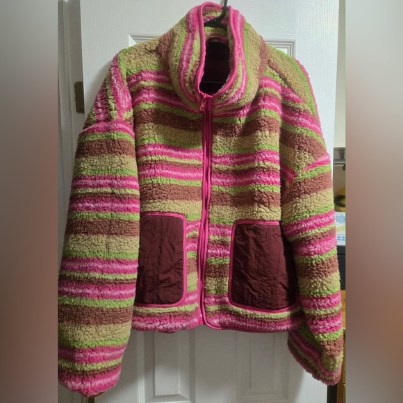 girlcrush Sweaters - Girlcrush fleece matcha fraise